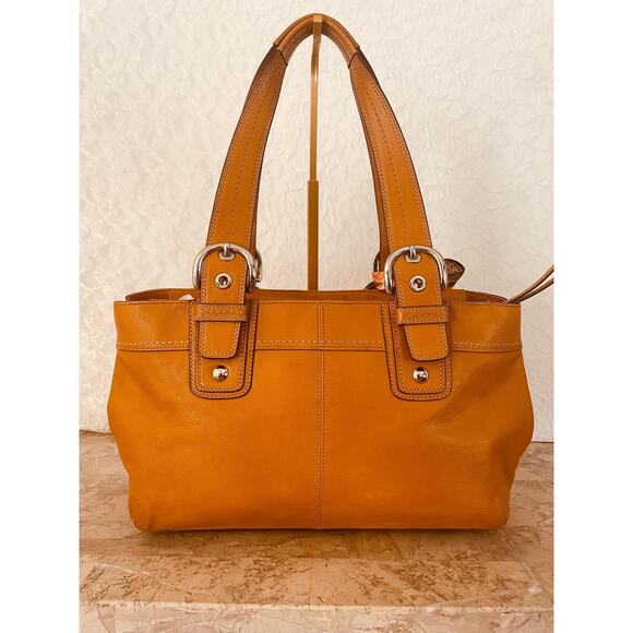 COACH Pleated mustard Full Grain Leather Soho Satchel Handbag F13732 - Picture 2 of 10